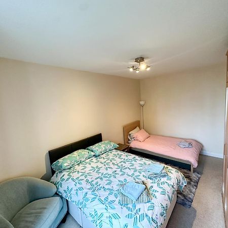 헨던 2 Bed Flat - Short Walk From Brent Cross Station 아파트 외부 사진